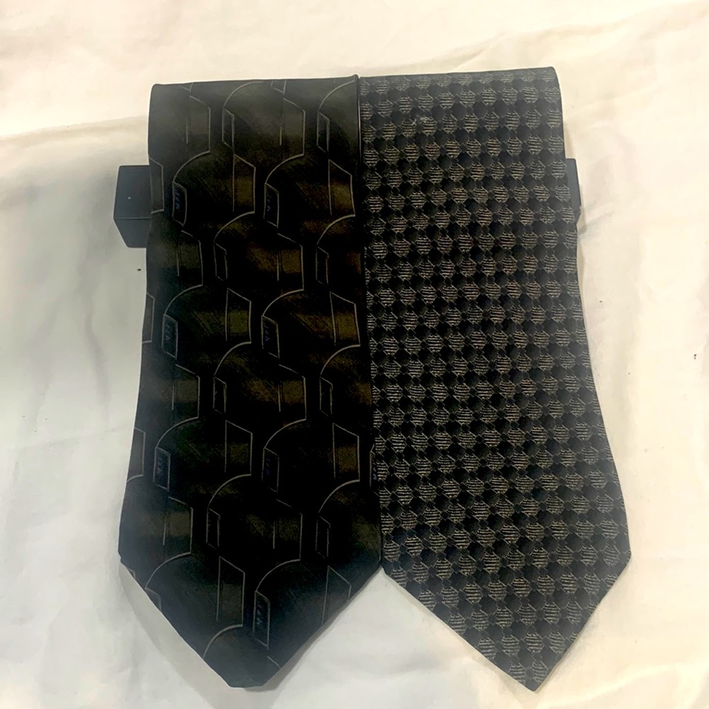 2 Men’s Ties by Dockers Khakis